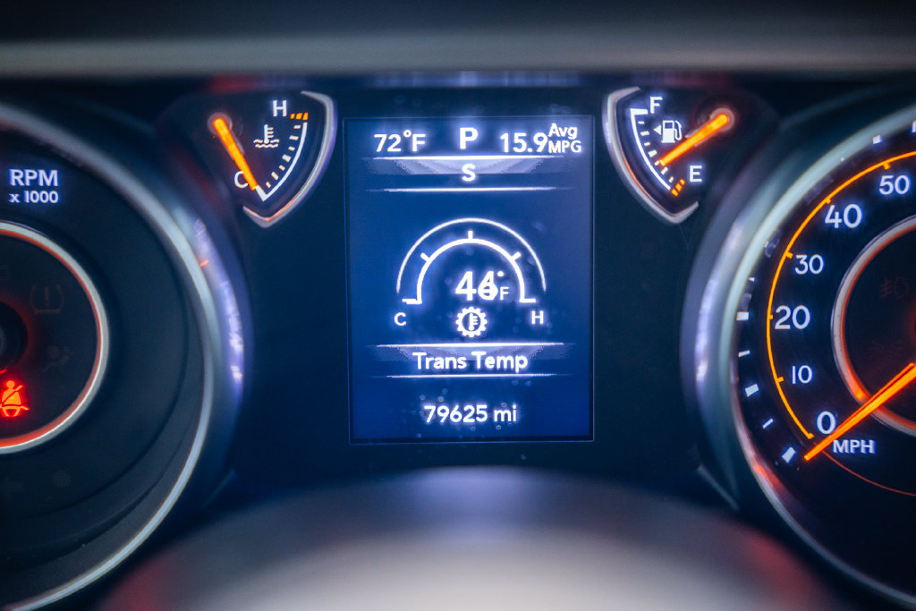 Used 2018 Jeep Wrangler Unlimited Sport S AWD/4WD image 32