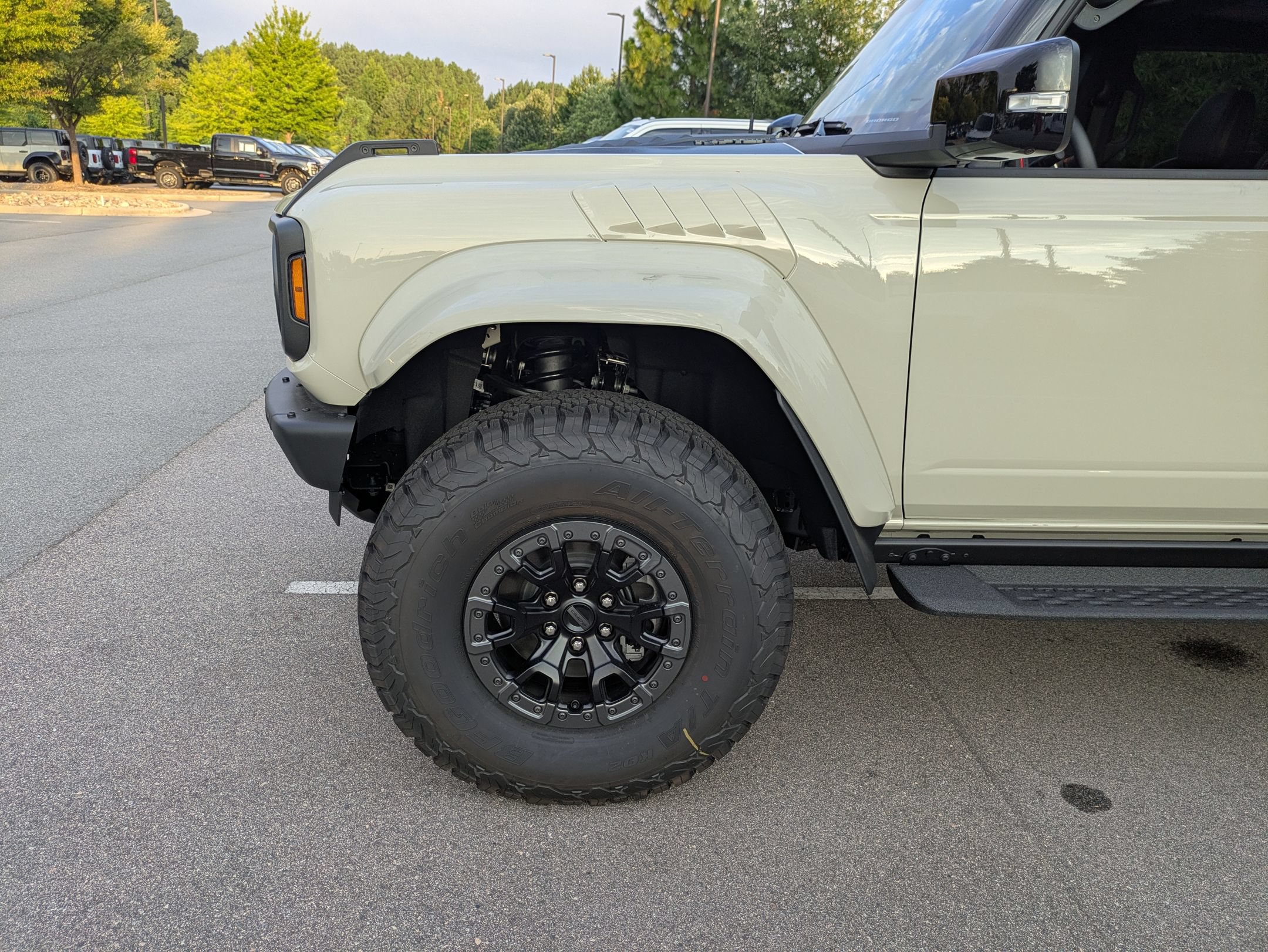 New 2026 Ford Bronco Raptor AWD/4WD image 11