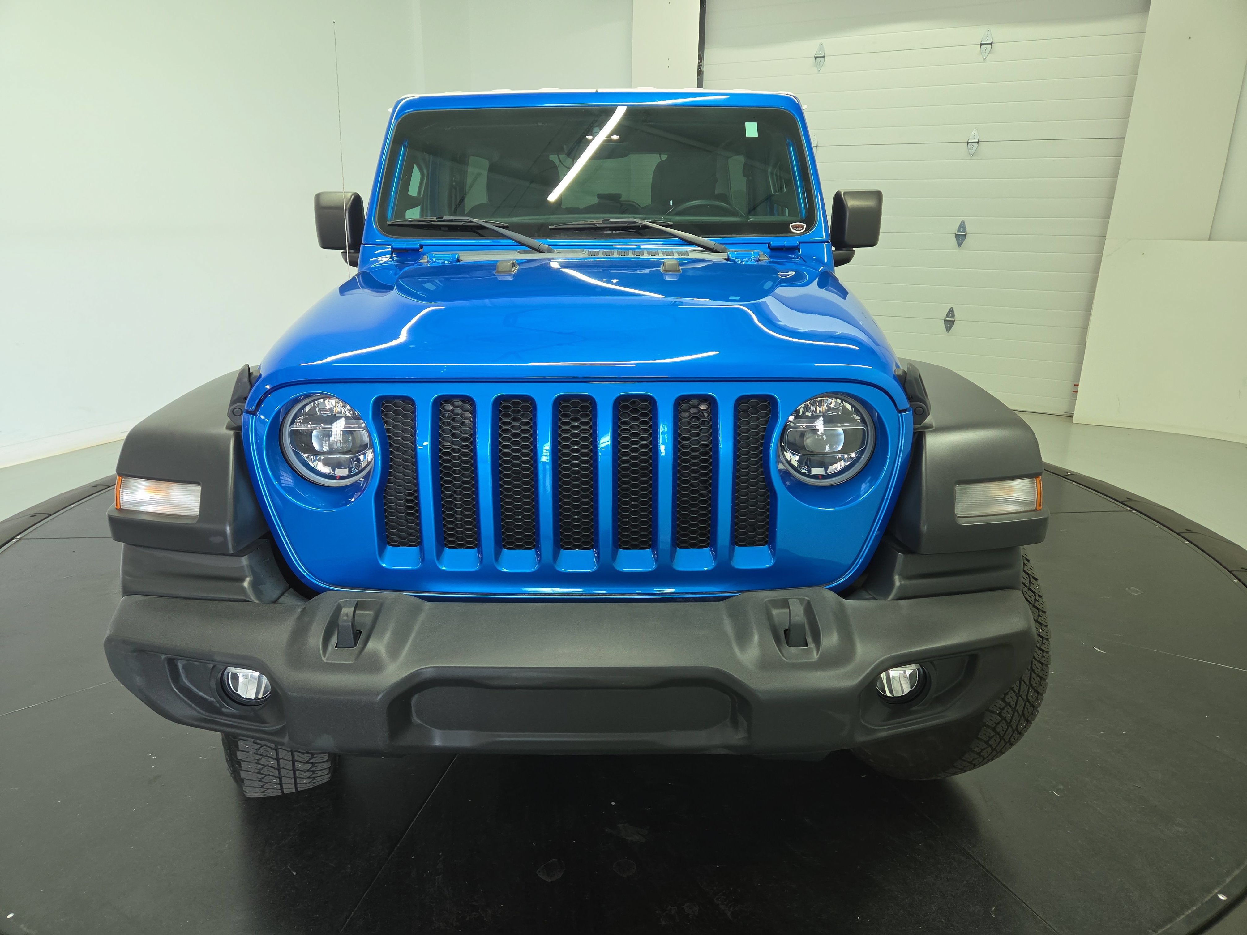 Used 2021 Jeep Wrangler Unlimited Sport AWD/4WD image 2