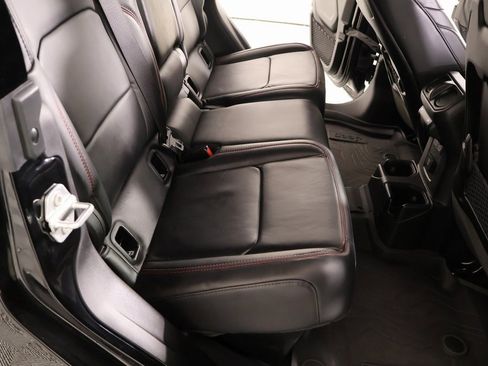 Used 2024 Jeep Gladiator Rubicon image 15