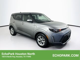 Used 2025 Kia Soul LX w/ LX Technology Package FWD video 1