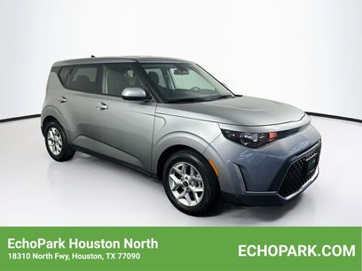 Used 2025 Kia Soul LX w/ LX Technology Package