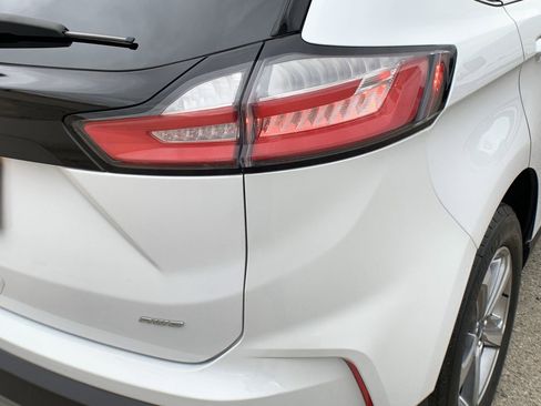 Used 2021 Ford Edge SEL w/ Convenience Package image 42