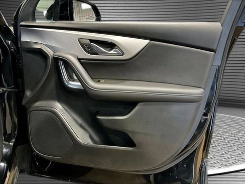 Used 2023 Chevrolet Blazer LT FWD image 25