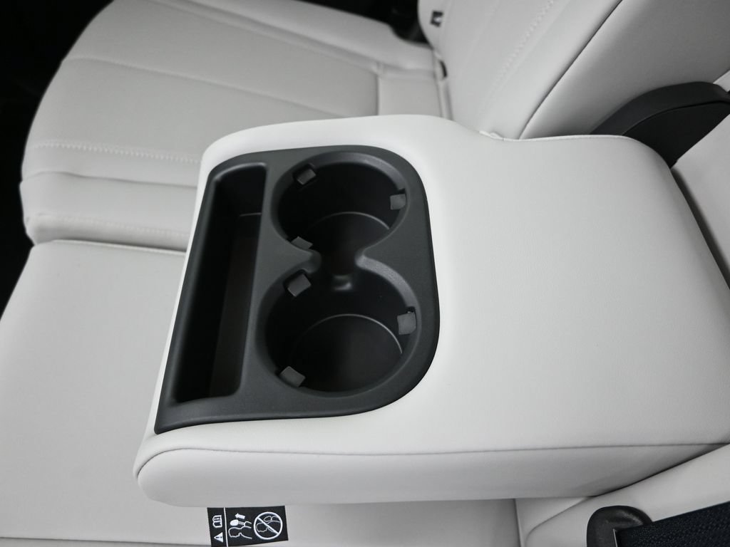 Used 2026 INFINITI QX60 Pure w/ Cargo Package FWD image 18