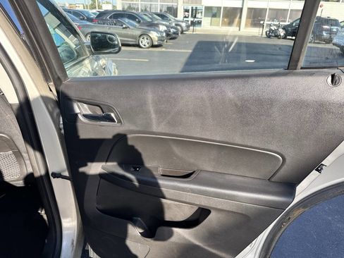 Used 2013 Chevrolet Equinox LS image 26