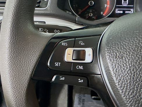 Used 2018 Volkswagen Passat 2.0T S w/ Driver Assistance Package image 14