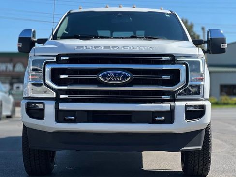 Used 2022 Ford F250 Platinum w/ FX4 Off-Road Package image 15