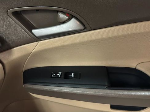 Used 2010 Honda Accord LX image 18