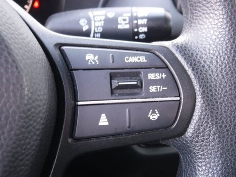 Used 2024 Honda HR-V LX image 24