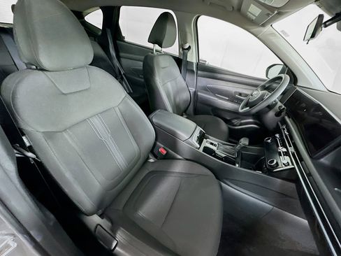 Used 2025 Hyundai Tucson SEL FWD image 31