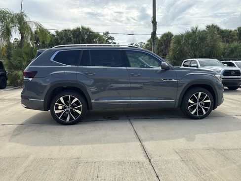 New 2026 Volkswagen Atlas SEL Premium R-Line AWD/4WD image 3