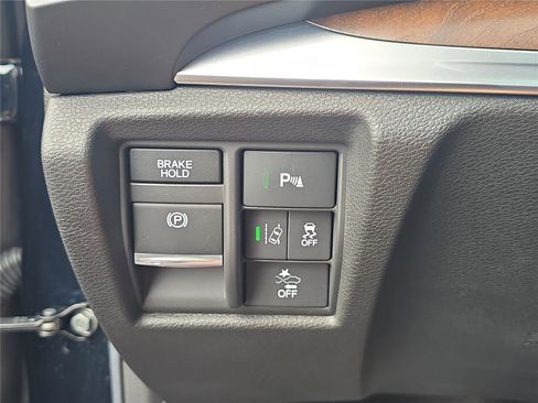 Used 2020 Acura MDX FWD w/ Technology Package image 27