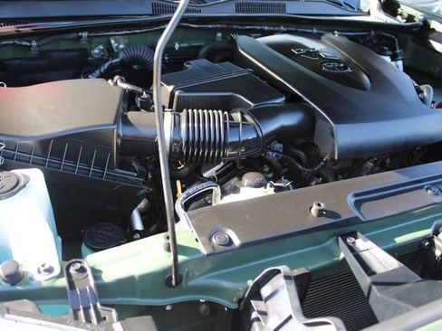 Certified 2021 Toyota Tacoma SR5 w/ Technology Package RWD image 55