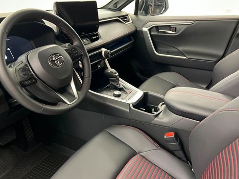Used 2025 Toyota RAV4 XSE image 15