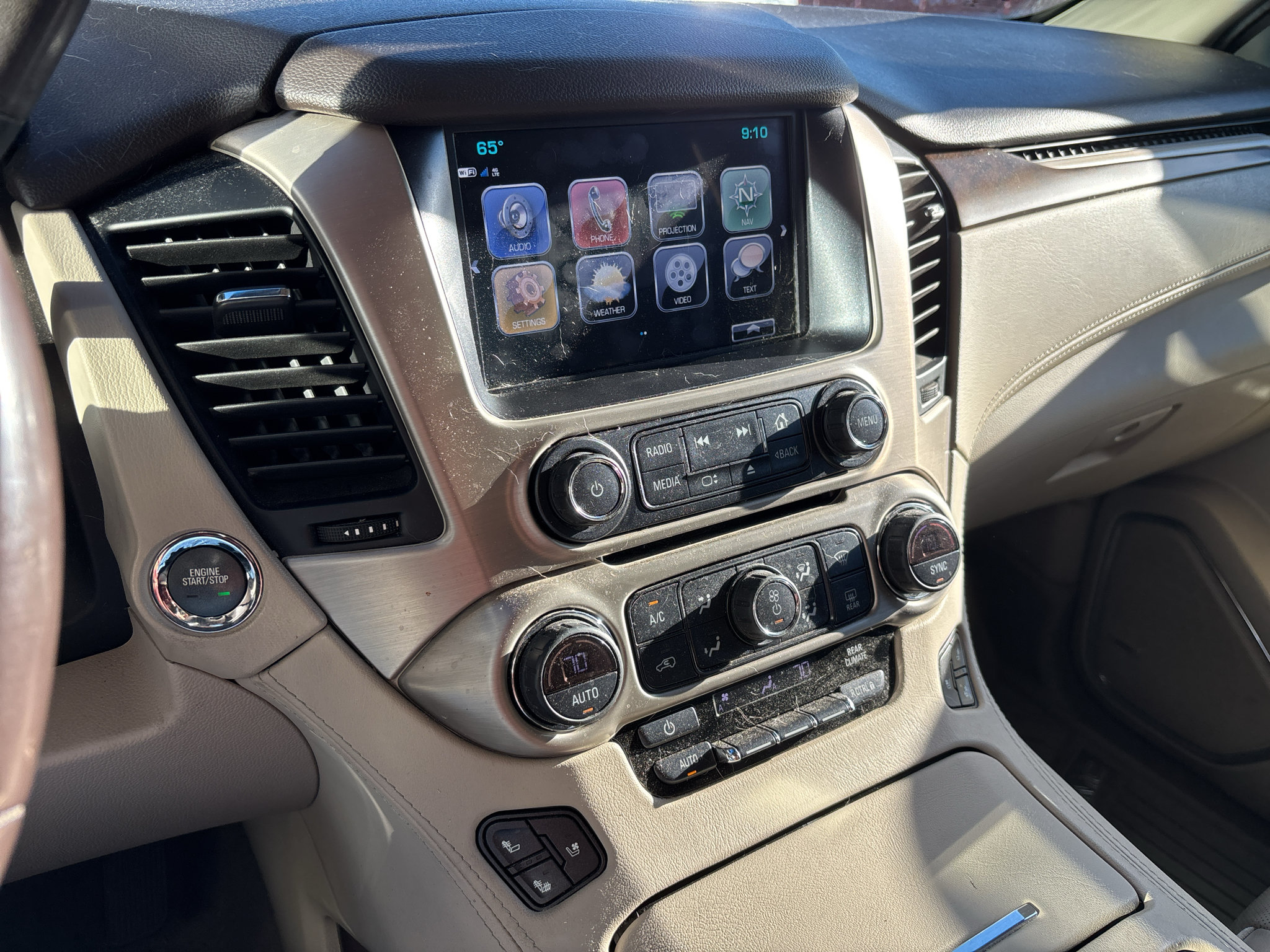 Used 2019 GMC Yukon XL Denali w/ Denali Ultimate Package AWD/4WD image 22
