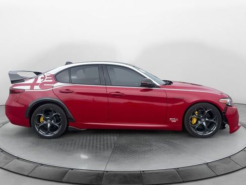 Used 2019 Alfa Romeo Giulia Ti Sport w/ Quick Order Package 22U Sport image 6