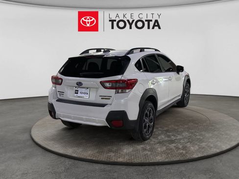Used 2022 Subaru Crosstrek 2.5i Sport w/ Moonroof Package AWD/4WD image 9