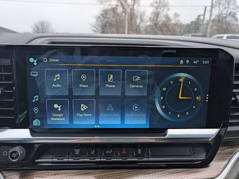 Used 2024 Chevrolet Silverado 2500 LT image 16