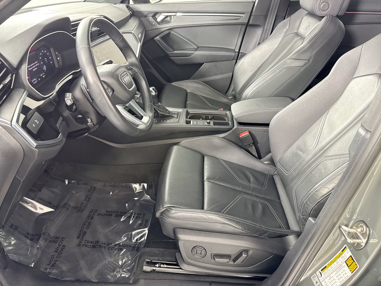 Used 2023 Audi Q3 2.0T Premium Plus w/ Premium Plus Package AWD/4WD image 9