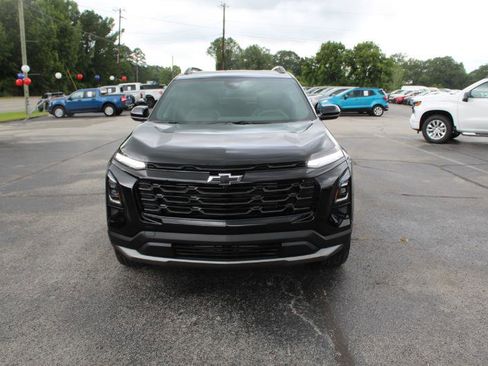 New 2026 Chevrolet Equinox LT w/ Convenience Package II image 3