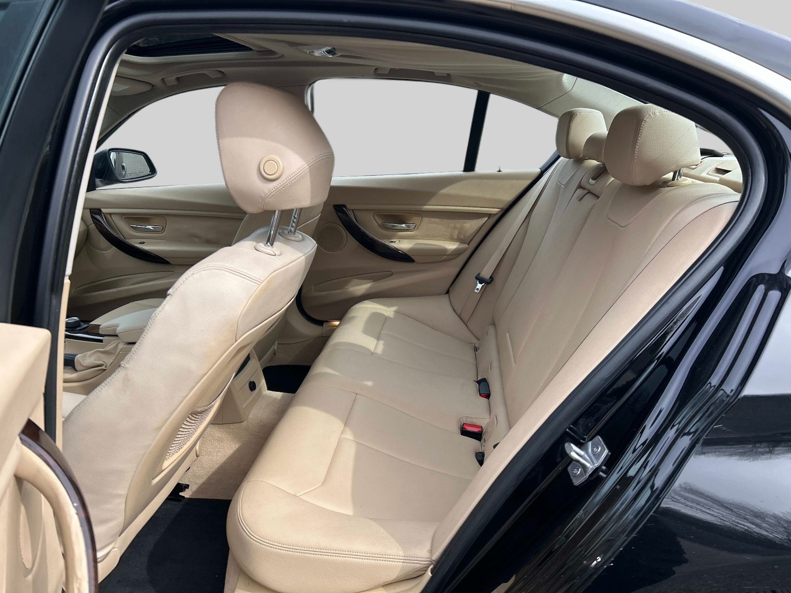 Used 2015 BMW 328i Sedan RWD image 12