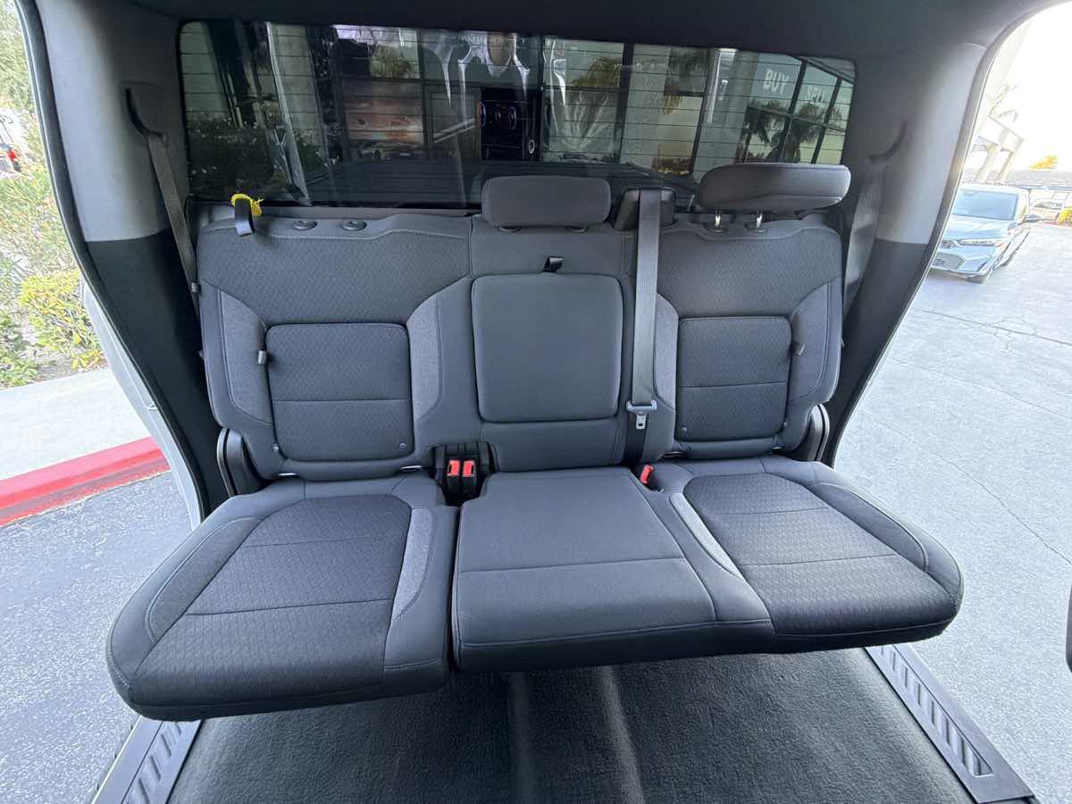 Used 2021 Chevrolet Silverado 1500 LT Trail Boss w/ Bed Protection Package AWD/4WD image 21