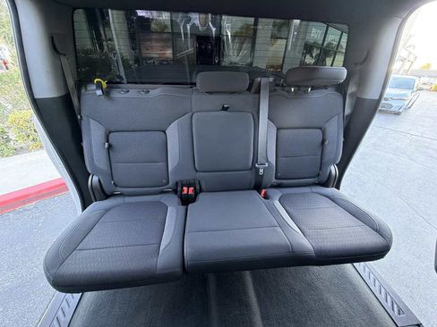 Used 2021 Chevrolet Silverado 1500 LT Trail Boss w/ Bed Protection Package AWD/4WD image 21