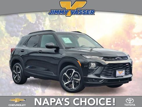 Used 2023 Chevrolet TrailBlazer RS w/ Convenience Package image 1