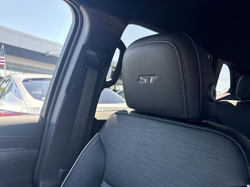 New 2026 Buick Enclave Sport Touring w/ Power Package image 20