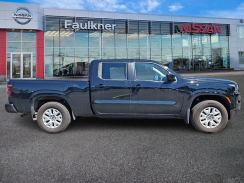 Certified 2024 Nissan Frontier SV w/ Technology Package AWD/4WD image 7