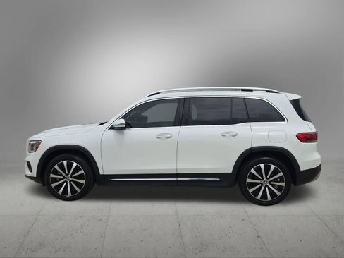 Used 2022 Mercedes-Benz GLB 250 image 3