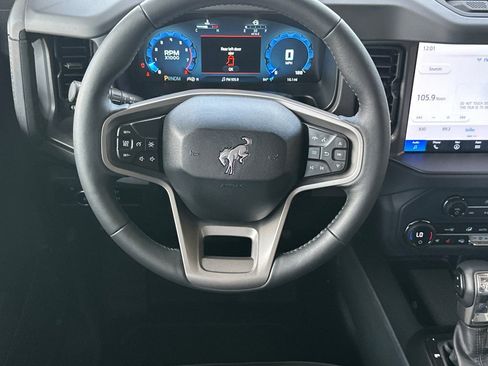 New 2025 Ford Bronco Badlands image 14