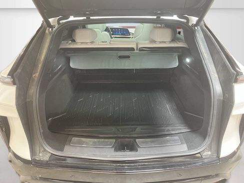 Used 2025 Cadillac Lyriq Sport w/ LPO, Floor Liner Package AWD/4WD image 28