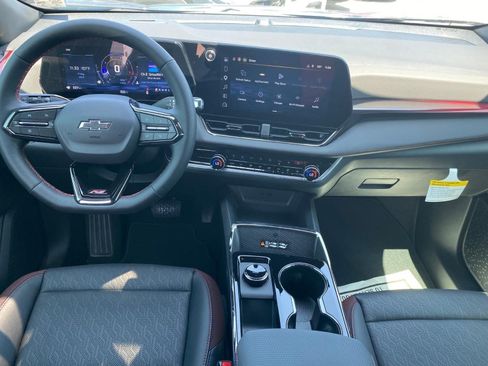 New 2026 Chevrolet Equinox RS w/ Convenience Package III FWD image 14