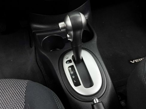 Used 2014 Nissan Versa SV FWD image 17