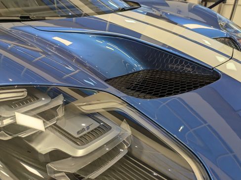 Used 2022 Ford GT image 18