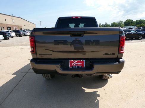 New 2026 RAM 2500 Big Horn AWD/4WD image 5