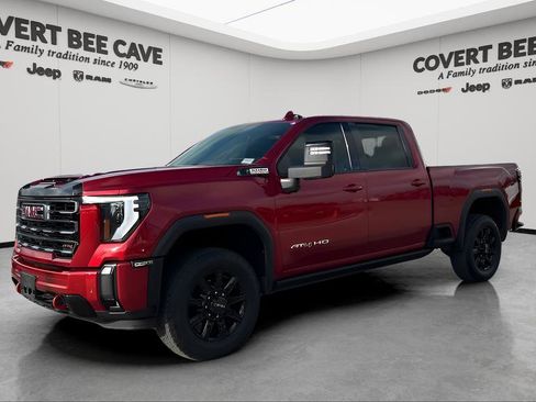 Used 2024 GMC Sierra 2500 AT4 w/ AT4 Premium Plus Package image 3