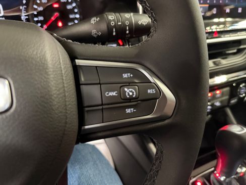 New 2026 Jeep Compass Latitude image 37