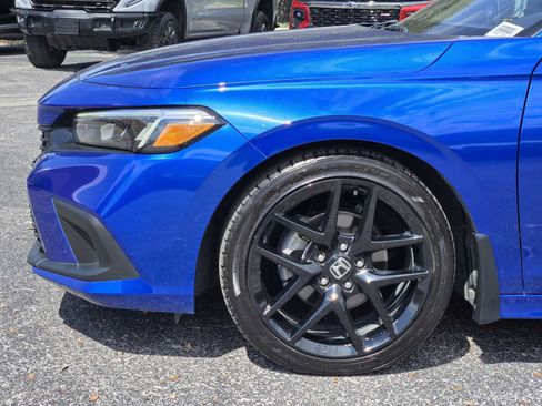 Used 2024 Honda Civic Sport image 8