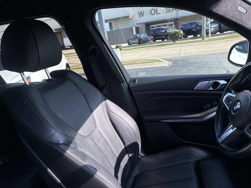 Used 2021 BMW X7 xDrive40i w/ M Sport Package image 11