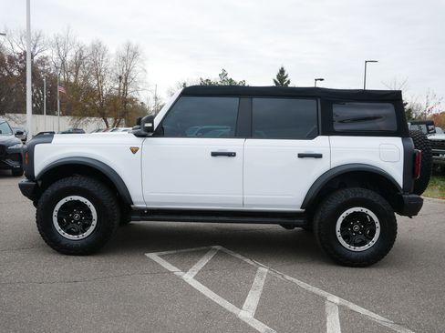 Used 2022 Ford Bronco Badlands AWD/4WD image 8