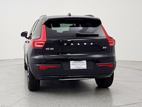 New 2026 Volvo XC40 B5 Plus w/ Protection Package Premier AWD/4WD image 6