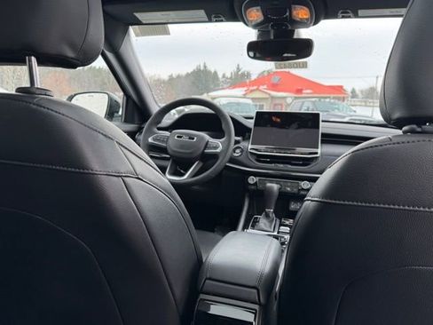 New 2026 Jeep Compass Limited w/ Sun, Sound & Navigation Group image 17