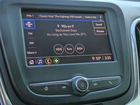 Used 2022 Chevrolet Equinox LS image 14