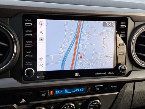 Used 2023 Toyota Tacoma TRD Off-Road image 17