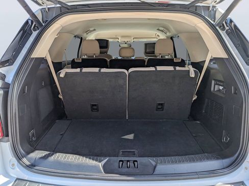 Used 2021 Ford Explorer Limited w/ Equipment Group 301A image 12