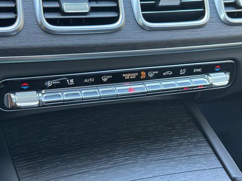 New 2026 Mercedes-Benz GLE 450 4MATIC Coupe image 16