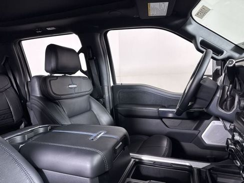 New 2025 Ford F250 Platinum image 15